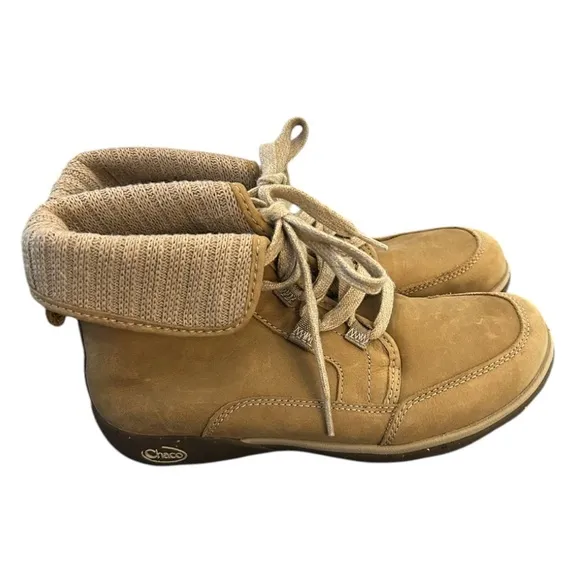 Chaco Barbary waterproof leather and wool hiking boots