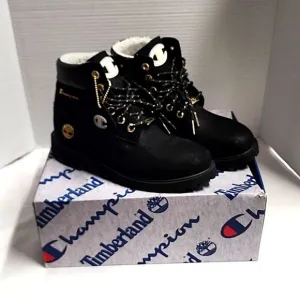 Champion Timberland Premium 6 in Shearling Boot Black Nubuck sz 6.5 junior