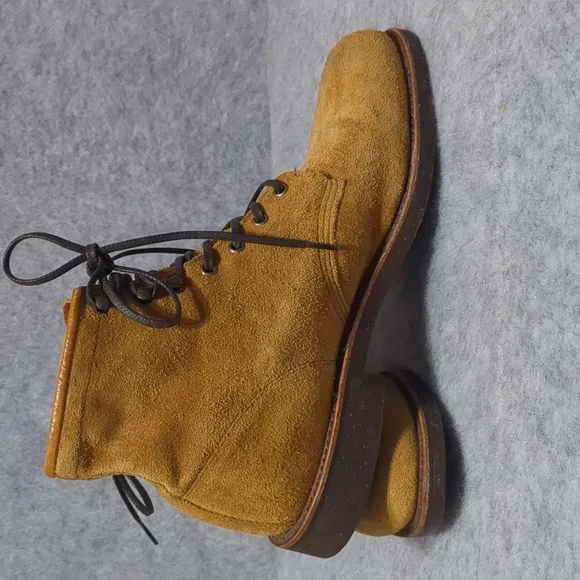 Chippewa Vibram Suede Boots size 12