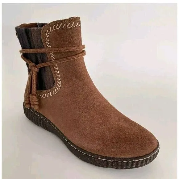 Clarks Collection Bootie Women 8M Dark Tan‎ Suede Caroline Lilly Chelsea Boots