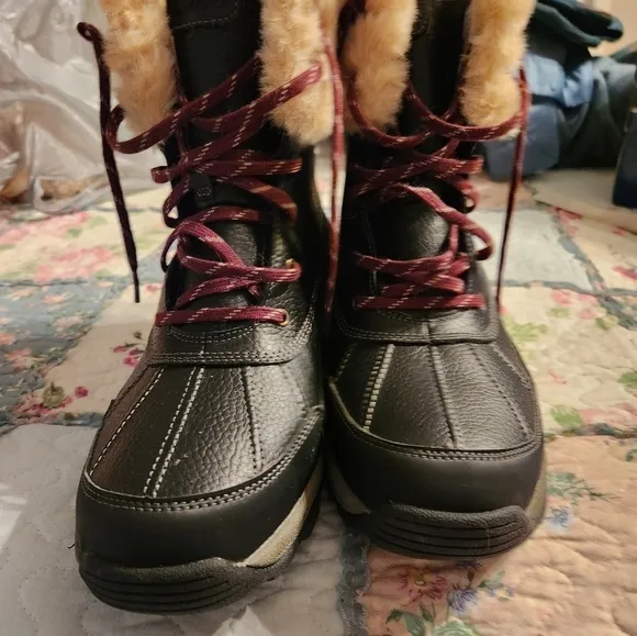 Clarks Mazlyn Winter Boots