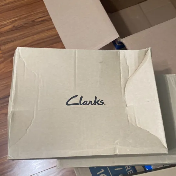 Clarks Mens Black Leather Cuir Lace-Up Chukka Boots Shoes - MEN SZ 8, 9
