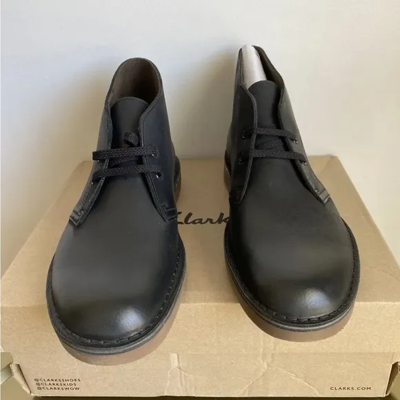 Clarks Mens Black Leather Cuir Lace-Up Chukka Boots Shoes - MEN SZ 8, 9