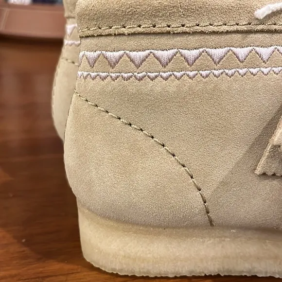 Clarks Wallabee Chukka Boots Faux Fur Tan Interest new Women’s Size 6.5