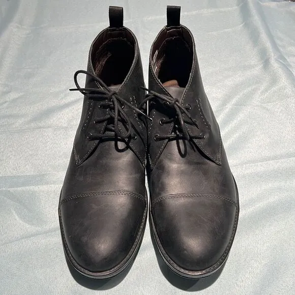 Clarks Hinman Mid Top Leather Chukka Boots 12 A6