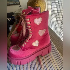 Club Exx by Dolls kill  Boots Womens Size 7M Pink Hearts Platform Shoes NEW