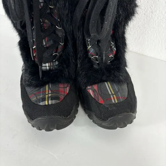 Coach Jennie Rabbit Fur Trim Lace Up Boots Red Plaid Size 6B 6
