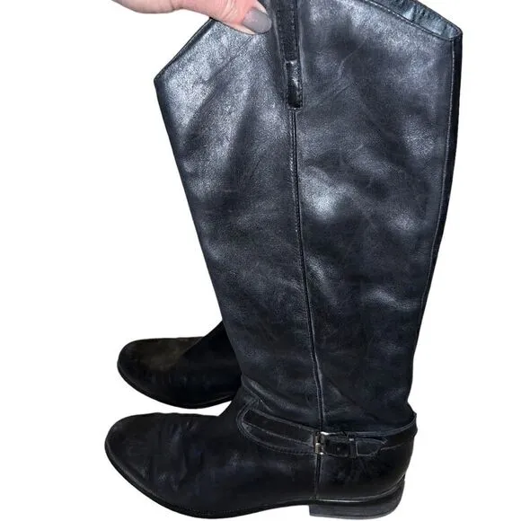 Cold water Creek black leather boots with rounded toes and low heel size 7.5
