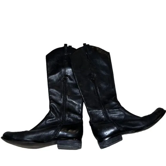 Cold water Creek black leather boots with rounded toes and low heel size 7.5
