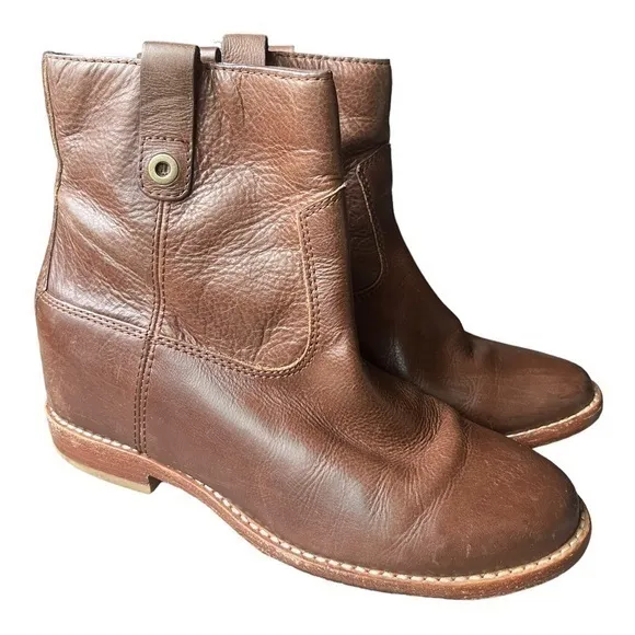 Cole Haan Women Zillie Boots Zinfandel Leather size 6.5B