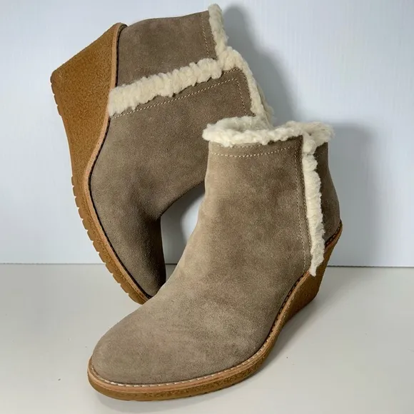 Cole Haan Womens Bootie Ankle Boots Wedge Zip Suede Leather Sherpa Sz6 N…