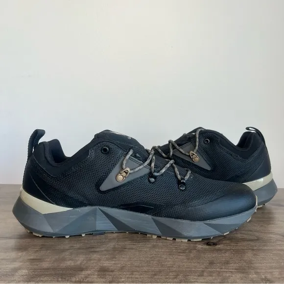 Columbia Facet 60 Low Outdry Waterproof Men's Hiking Shoe Size 10.5