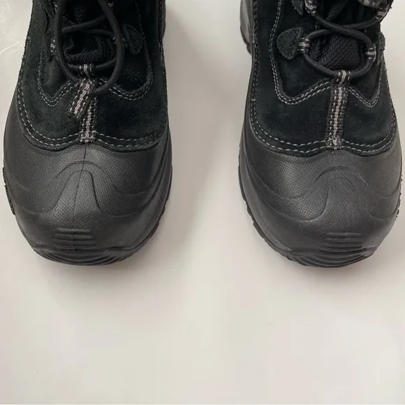 COLUMBIA Mens Black Suede water resistant Winter Boots size 6