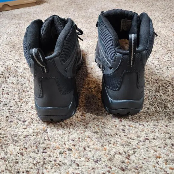 Columbia Newton Ridge Plus II Waterproof Men's 12 Black Hiking Boots