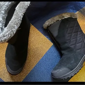 COLUMBIA QUILTED INSULATED SNOW Boots CLASSIC