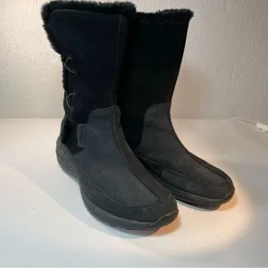 Columbia Delancey black suede boot size 10