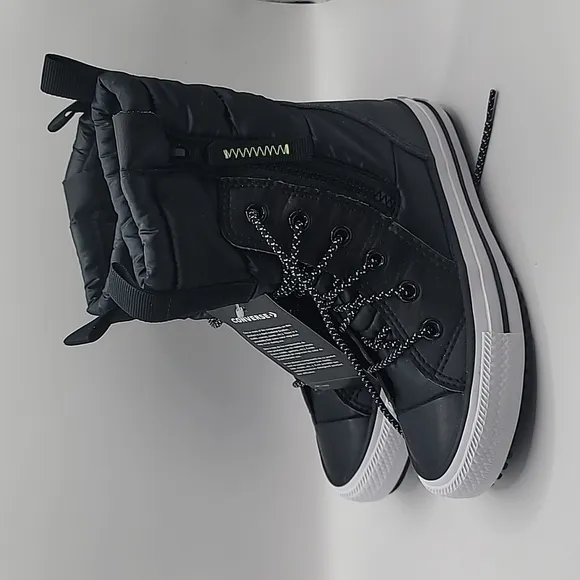 Converse junior boots lace up size 11c