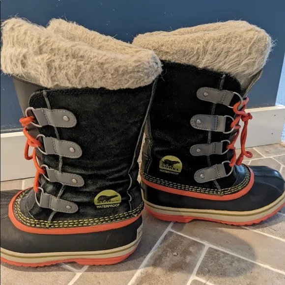 COPY - Girls Sorel Boots