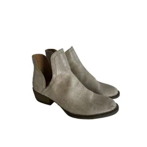 Corky's Girl &quot;Depo&quot; Taupe Cutout Leather Ankle Boots Size 8