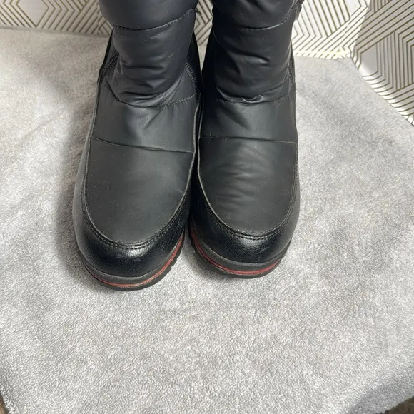 Cougar Canada Bistro Winter Boots women size 8 waterproof zip down both sides