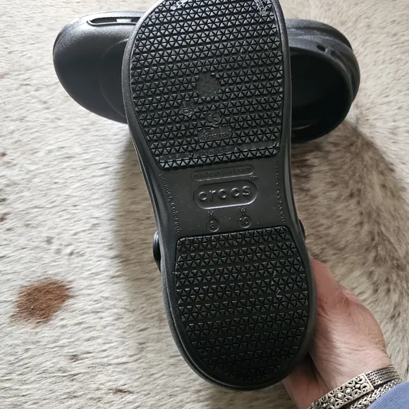 CROCS Bistro UNISEX Clogs Work Shoes In Black Women's Size 10 (Men 8) NEW