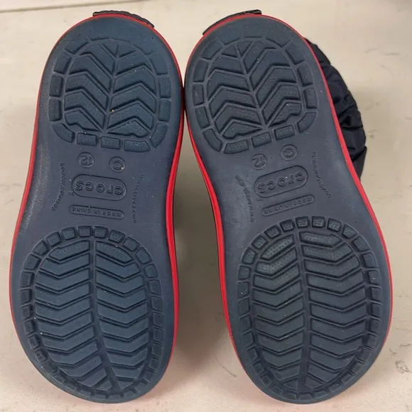 Crocs Winter Puff Boot Kids Size 12 Navy Blue &amp; Red
