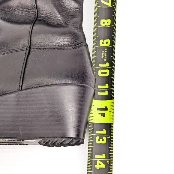 Crocs Women Leigh Black Leather Comfortable Buckle Knee Boots size 6.5