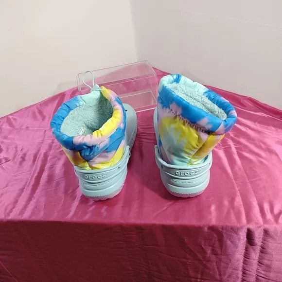 Crocs Women Size 10 Classic Lined Neo Puff Tie Dye Winter Boots EXCELLENT 207328