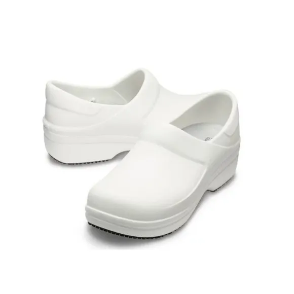 Crocs‎ Women’s Slip Resistant Size 9 Neria Pro II Clogs, Nurse Shoes, Work Shoes