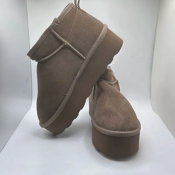 CUSHIONAIRE Women's Genuine Suede pull on platform boot  Memory Foam 8.5 TAUPE