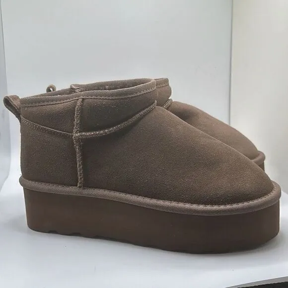 CUSHIONAIRE Women's Genuine Suede pull on platform boot  Memory Foam 8.5 TAUPE