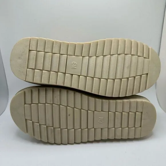 CUSHIONAIRE Women's pull on boot 6 SAND
