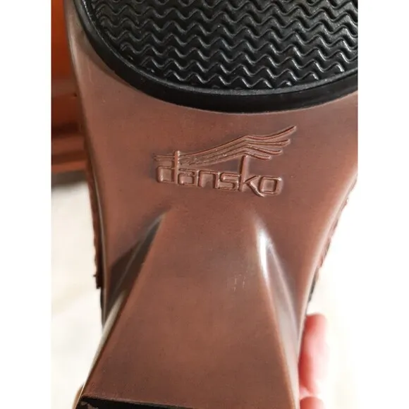 DANSKO Women's Size 7 Cognac Leather Clogs EUC