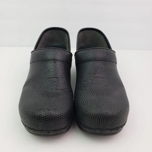 Dansko XP Pro Womens Size EU 40 US 9.5-10 Black Embossed Slip On Work Clog Shoes