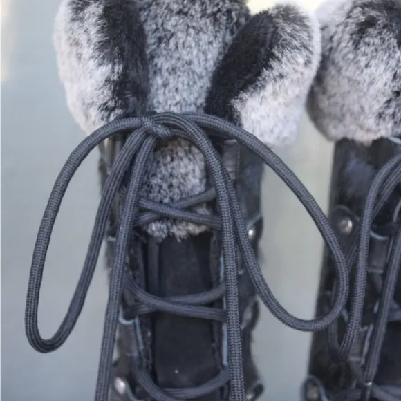 DC Women's Windham 8.5L Black laceup Thinsulate snowboarding Boots with faux fur