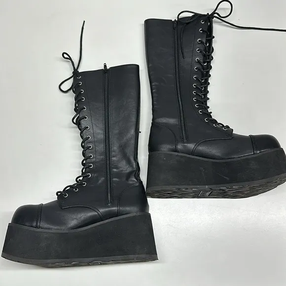 Demonia Trashville 502 Platform Boots Lace Up Moto Boot Vegan Faux Leather Men 8