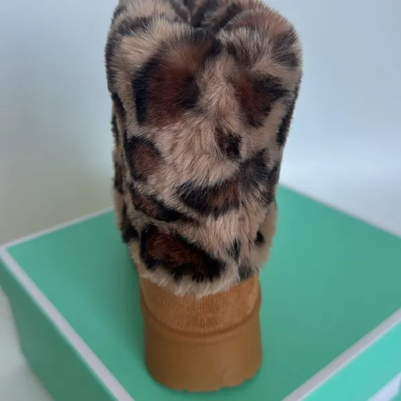 Denmark Leopard Print Faux Fur Boots 11