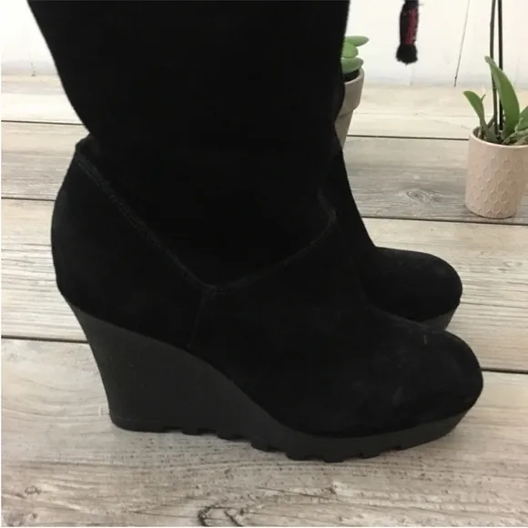 Diane Von Furstenberg NWOB Jimson Suede Leather Wedge Boots