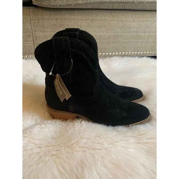 Dingo cowboy boots