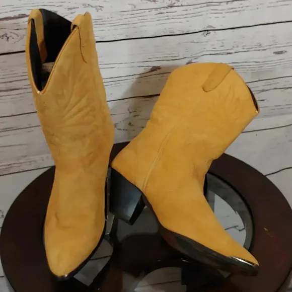 Dingo cowboy boots