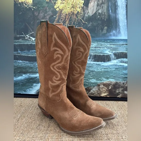 Dingo Women’s Out West Camel Cowgirl Boots