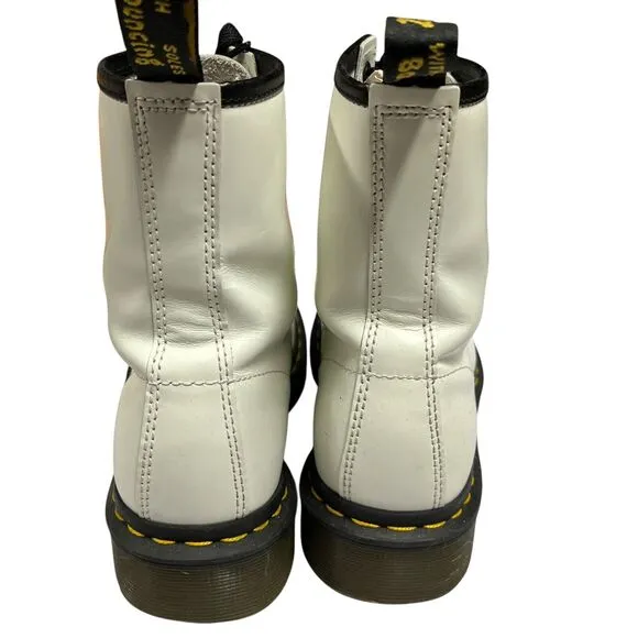 Doc Martens Combat Boots Women SZ EU 38 US 7 White 8 Eye Leather Made in Vietnam