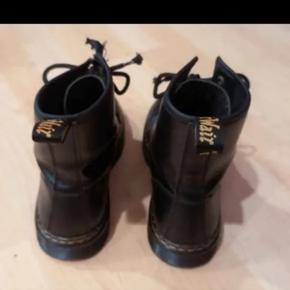 Doc Martin Zavala Black boots