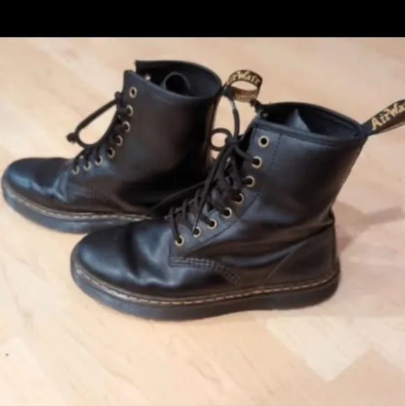 Doc Martin Zavala Black boots
