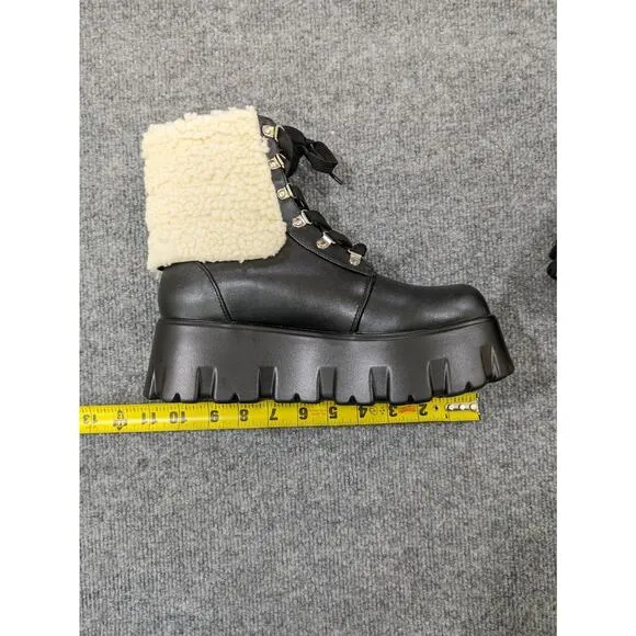 Dolls Kill Cape Robbin Size 7 Chunky Platform Ankle Boots Faux Fur Leather Black