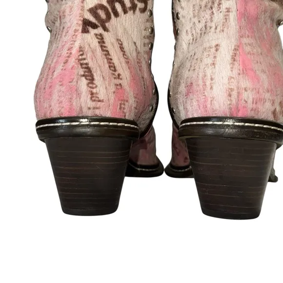 Donald Pliner Western Couture Collection Jaycee Pink Studded Women Boots Size 7