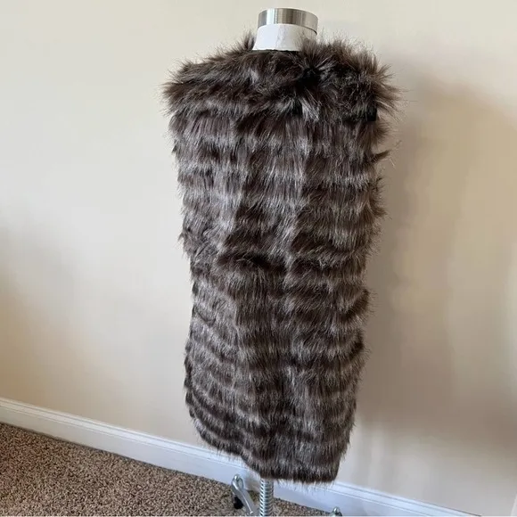Donna Salyers' Fabulous-Furs Faux Fur Stand Collar Hook Front Vest Size XL Brown