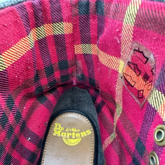 Dr Doc Martens Weston Lace Up Boot Men’s 7/ Women US 8 Flannel Lined Plaid.