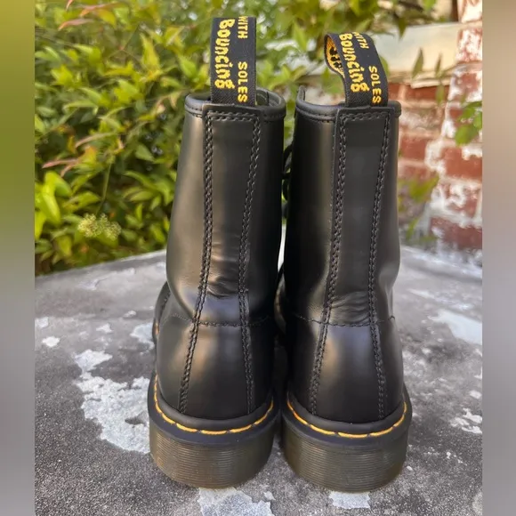 Dr Marten 1460 Boots Womens 8 Black Leather Moto Combat Grunge Rock And Roll NEW