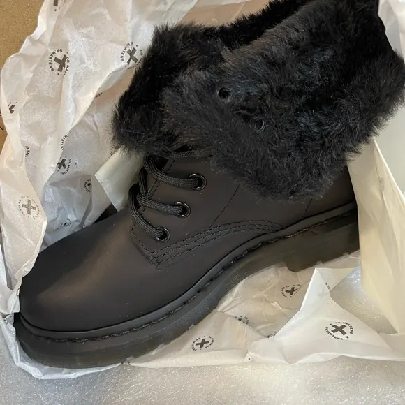 Dr. Martens 1460 Kolbert Boots
